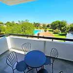 公寓 Vilanova, T0 - Modern Flat At Oura On The Strip With Balcony With View To The Pool, Pool Access, Lift And Air Conditioning 阿尔布费拉
