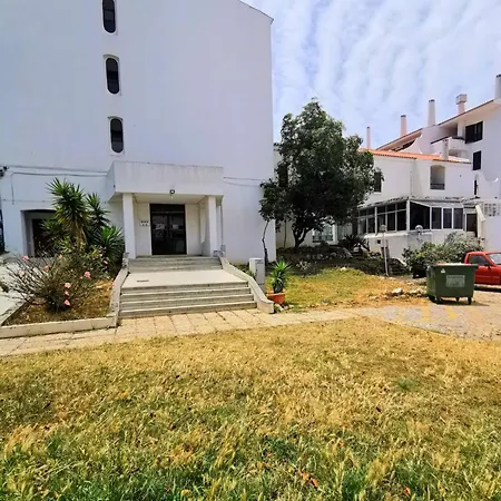 Lejlighed Vilanova, T0 - Modern Flat At Oura On The Strip With Balcony With View To The Pool, Pool Access, Lift And Air Conditioning Albufeira