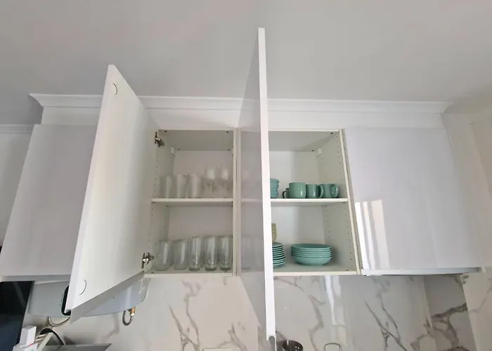 Apartman Vilanova, T0 - Modern Flat At Oura On The Strip With Balcony With View To The Pool, Pool Access, Lift And Air Conditioning Albufeira