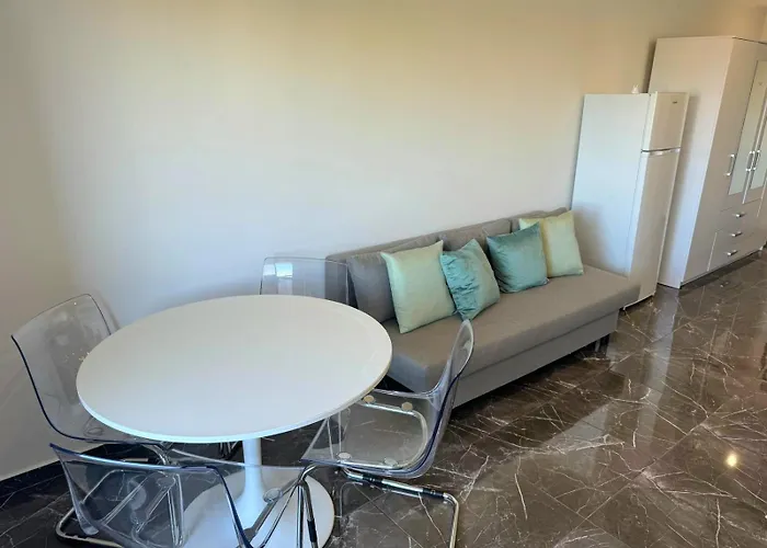 Vilanova, T0 - Modern Flat At Oura On The Strip With Balcony With View To The Pool, Pool Access, Lift And Air Conditioning Apartman Albufeira